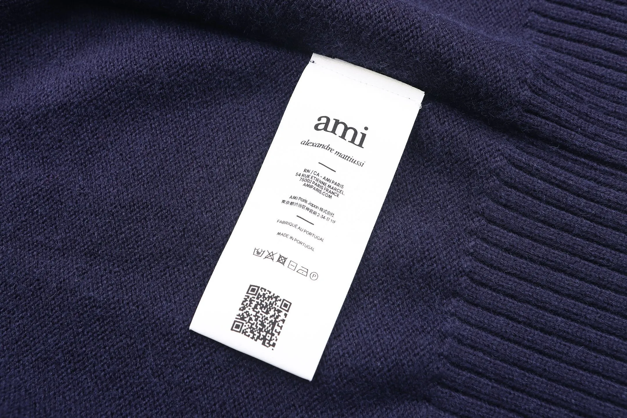 🔥P255💰Ami Paris 26FWRed Love ADC Wool Cardigan Jacket Authentic 4900 purchased and developed, cashmere cotton blended wool, using Japan (SHIMA SEIKI) 5 knitting machine, wool jacquard, wool enzyme washing, customized 1:1 horn buckle, customized 1:1 trademark, loose version Size: S M L XL